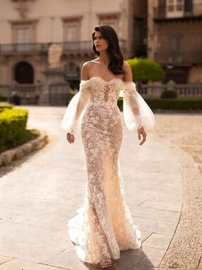 Wedding dress - Colleen by Eva Lendel